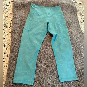 Turquoise Zyia light n tight capri 20”